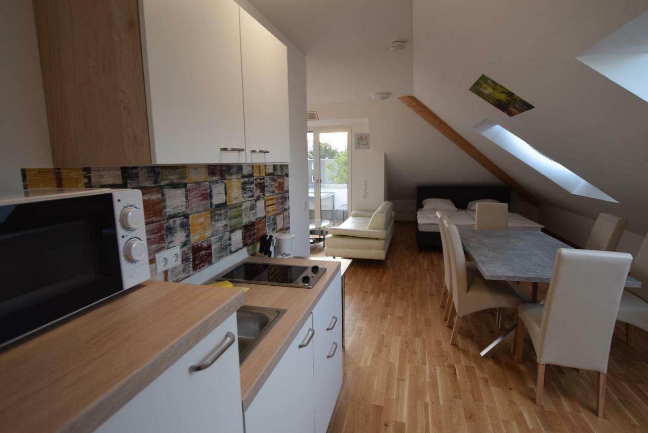 Ab Kornwestheim Appartement Buitenkant foto